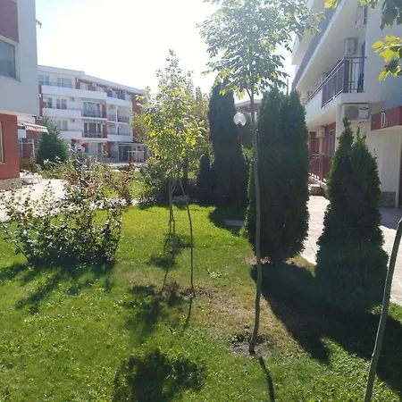 On The Apartamento Elenite