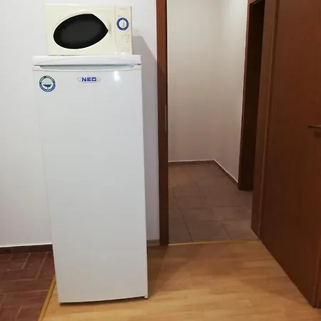 On The Apartman Elenite
